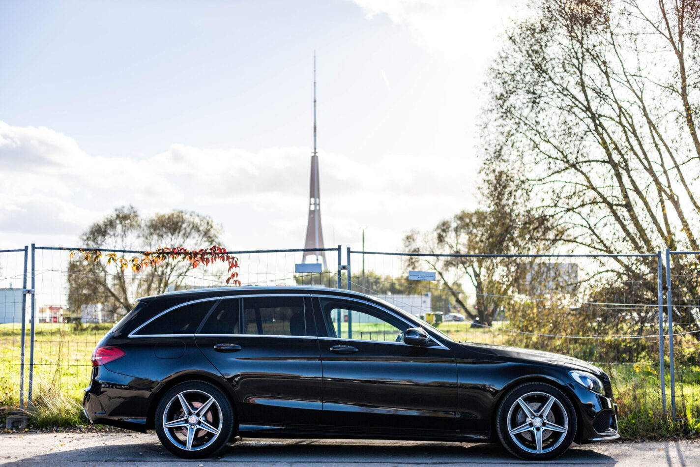 MERCEDES BENZ C200D