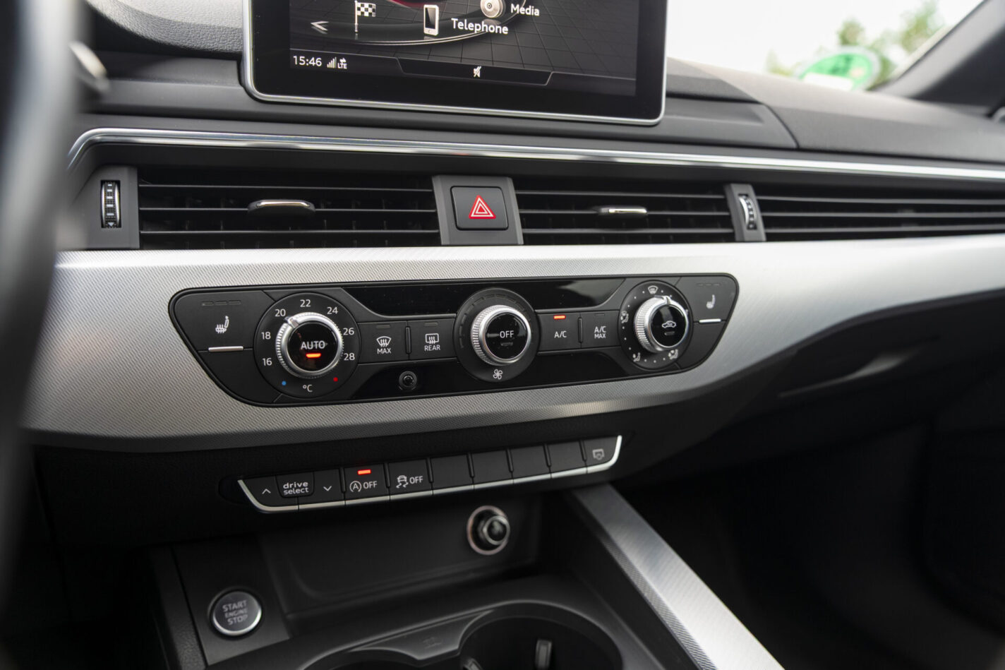 AUDI A4 S-LINE AVANT