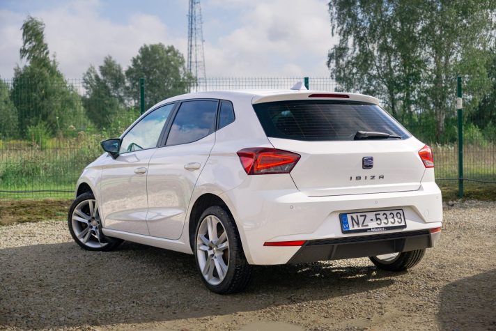 SEAT IBIZA