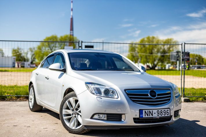OPEL INSIGNIA