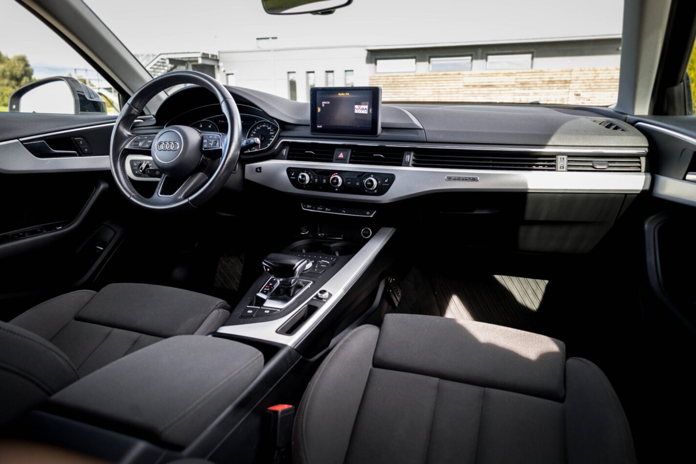 AUDI A4 AVANT