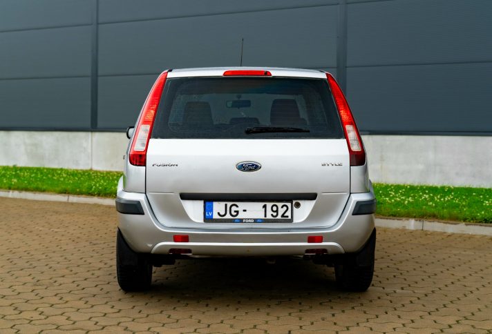 FORD FUSION