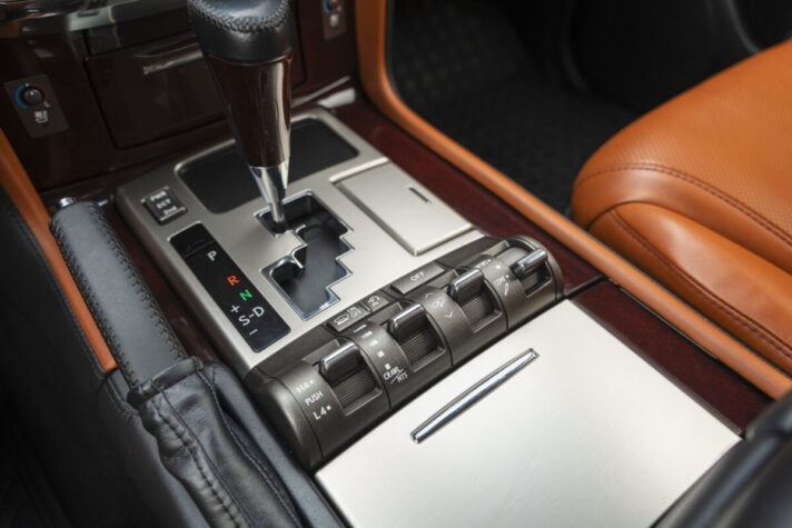 LEXUS LX 570