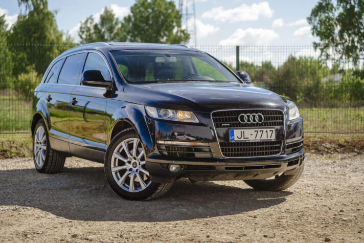 AUDI Q7