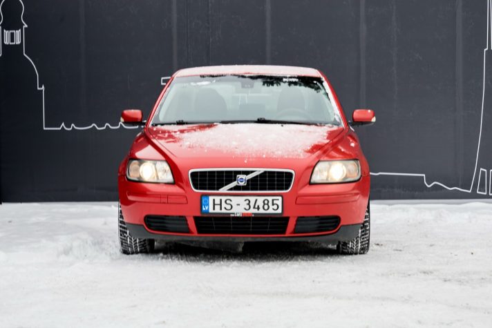 VOLVO S40