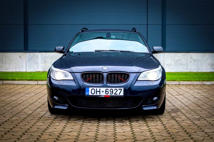 BMW 525