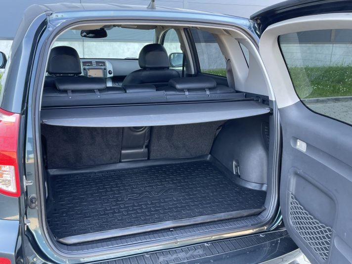 No Vācijas ,Toyota RAV-4 2.2 Dīzelis 2007 gada  4x4