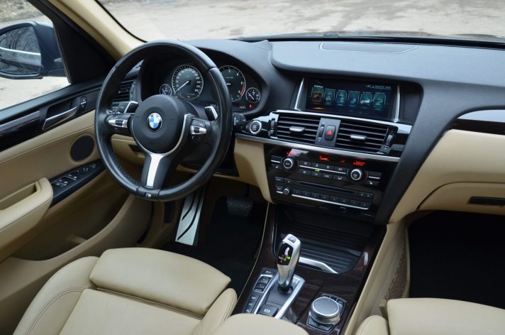 Tikko ievests. BMW X3 X-Line, X-Drive ar 2.0d B47 (140Kw-190Z/s).  Dīzeļa motoru un  automātisko ātrumkārbu.