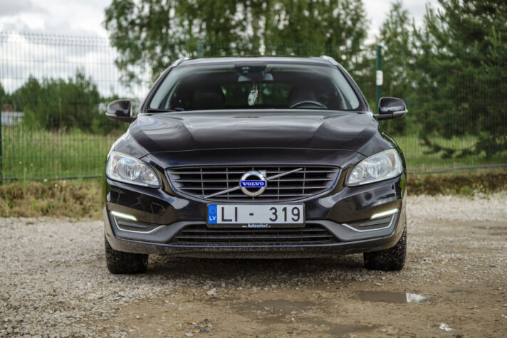 VOLVO V60 OCEAN RACE
