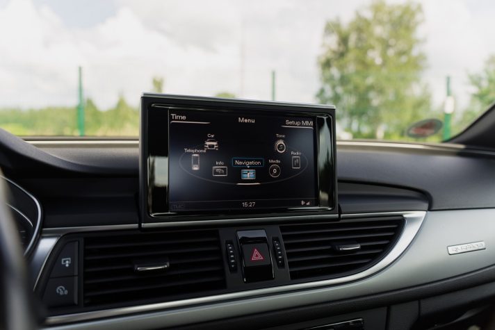 AUDI A6 LIMOUSINE QUATTRO
