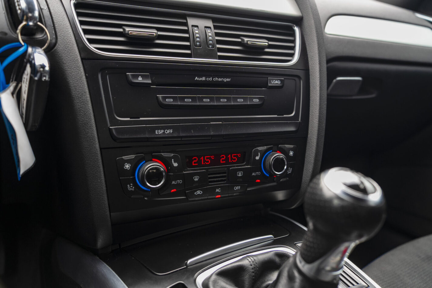 AUDI A4 S-LINE