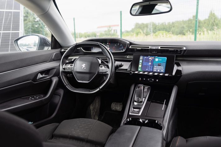 PEUGEOT 508