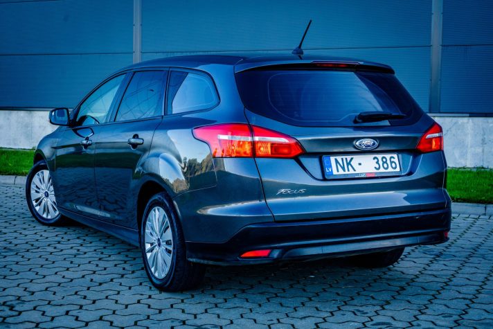 FORD FOCUS