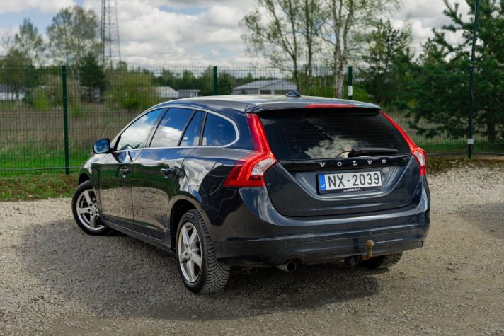 VOLVO V60
