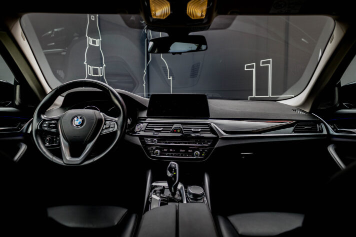 BMW 530I