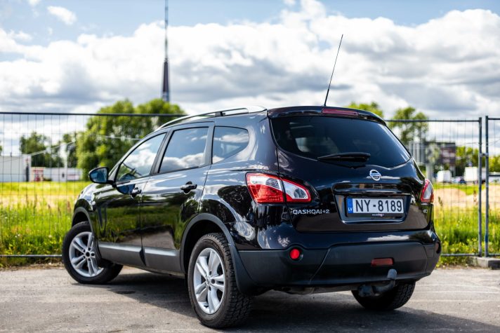 NISSAN QASHQAI +2