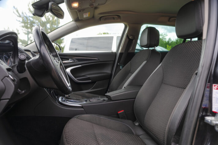 OPEL INSIGNIA SPORTS TOURER SW
