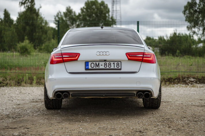 AUDI A6 LIMOUSINE QUATTRO