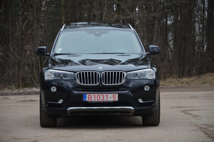 Tikko ievests. BMW X3 X-Line, X-Drive ar 2.0d B47 (140Kw-190Z/s).  Dīzeļa motoru un  automātisko ātrumkārbu.