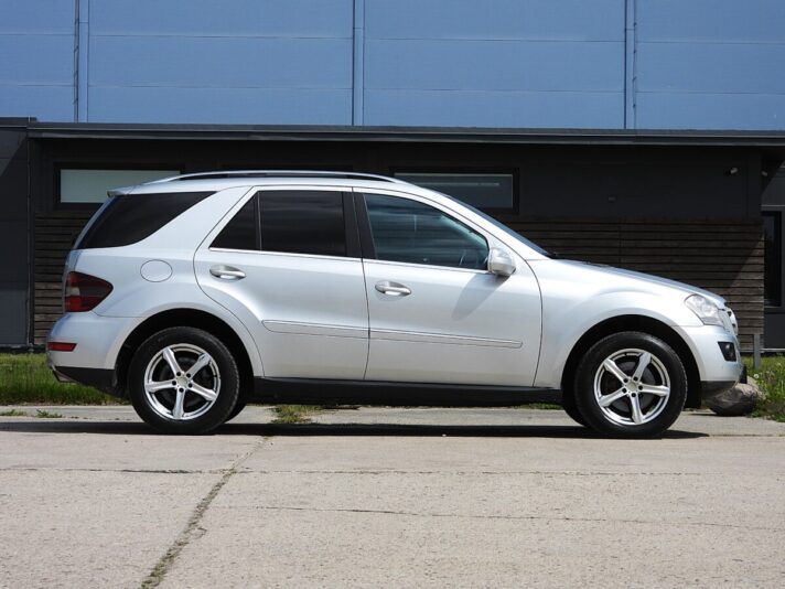 MERCEDES BENZ ML320