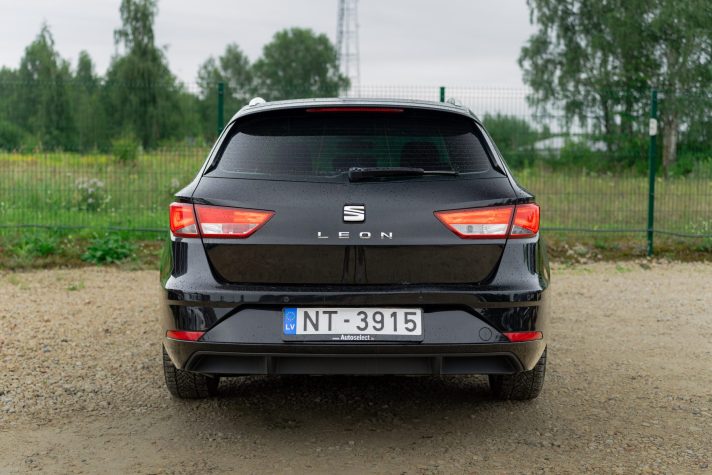 SEAT LEON ST