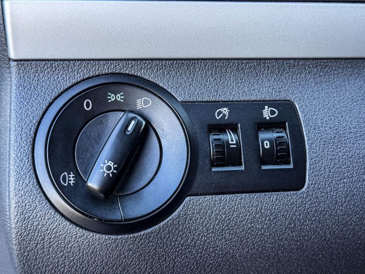 VW TOURAN