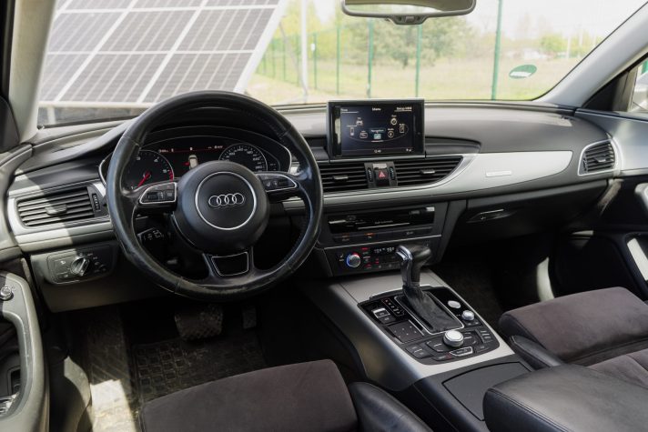 AUDI A6 AVANT S-LINE QUATTRO