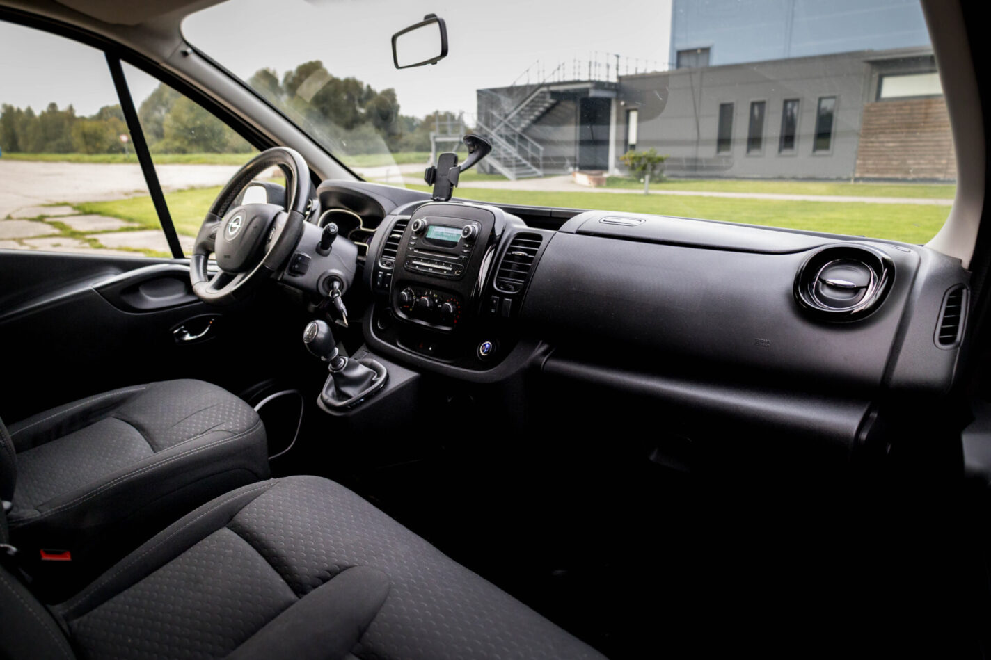 OPEL VIVARO-B