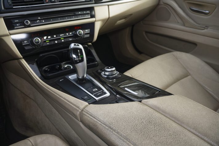 BMW 525