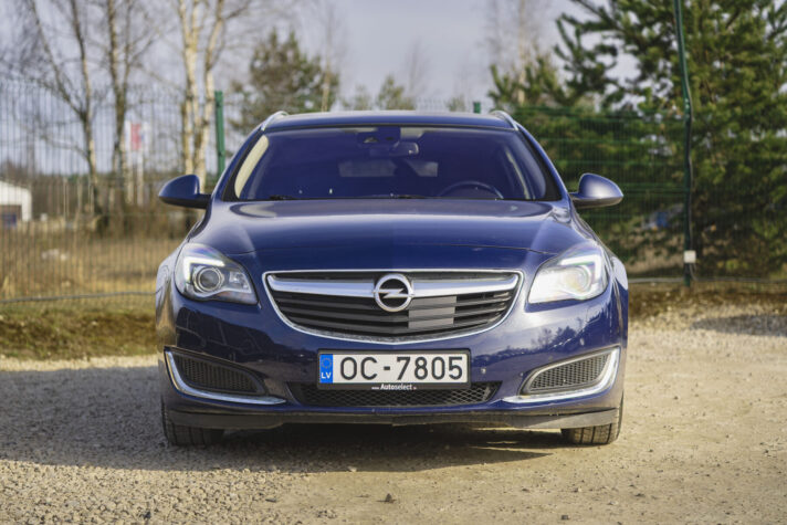 OPEL INSIGNIA SPORTS TOURER SW