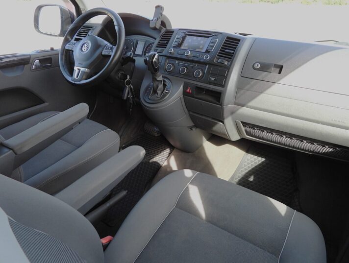 VW MULTIVAN