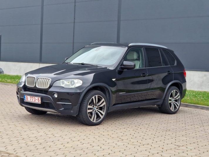 BMW X5 faclift 3D, Tikko ievests no Beļģijas. Teicama tehniskā un vizuālā stāvoklī.
