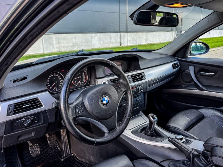 BMW 325