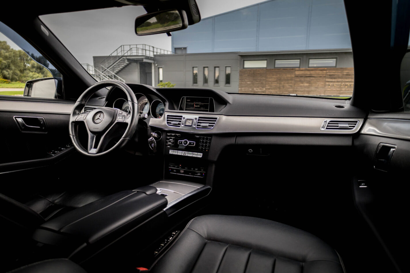 MERCEDES BENZ E200 CDI