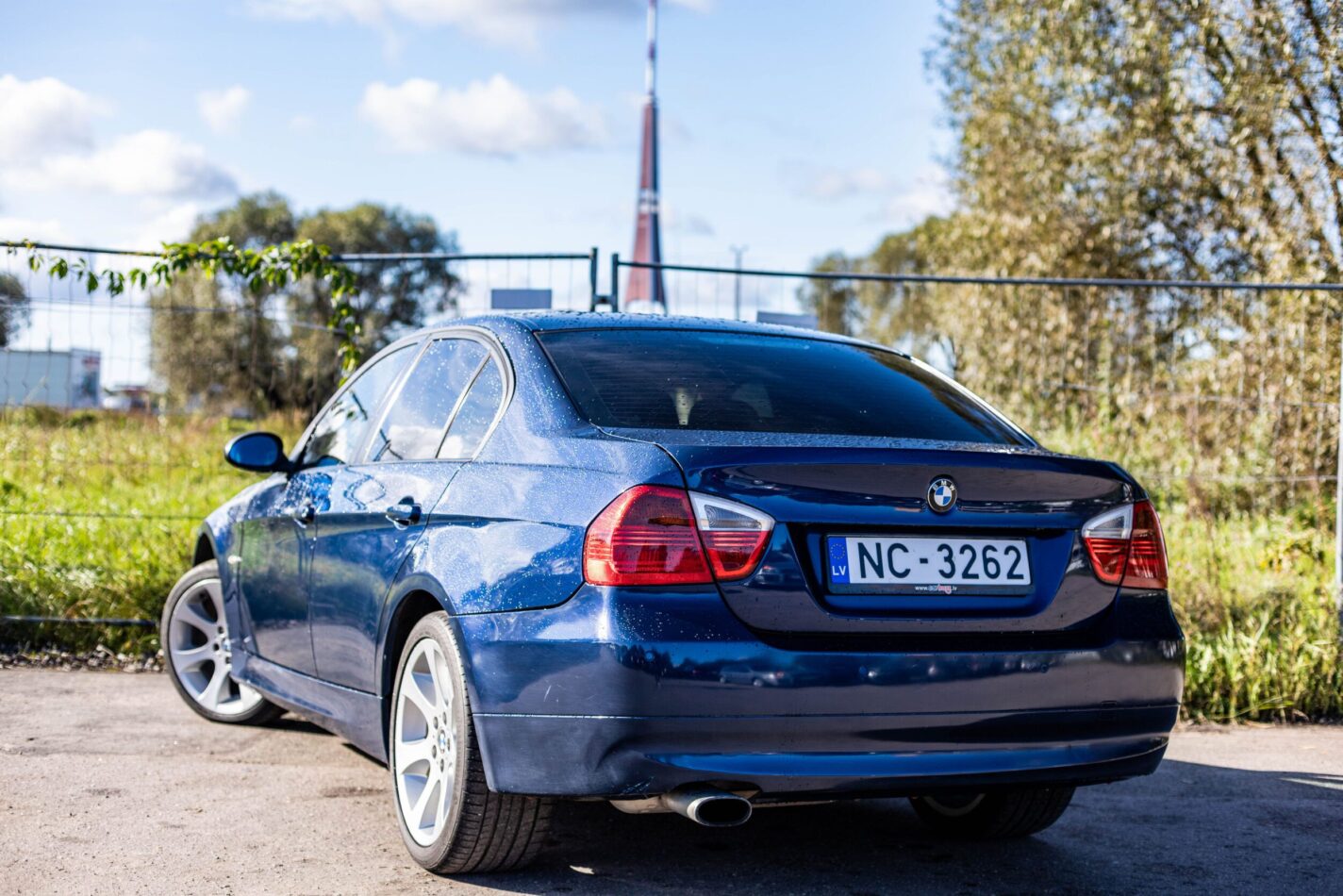 BMW 320