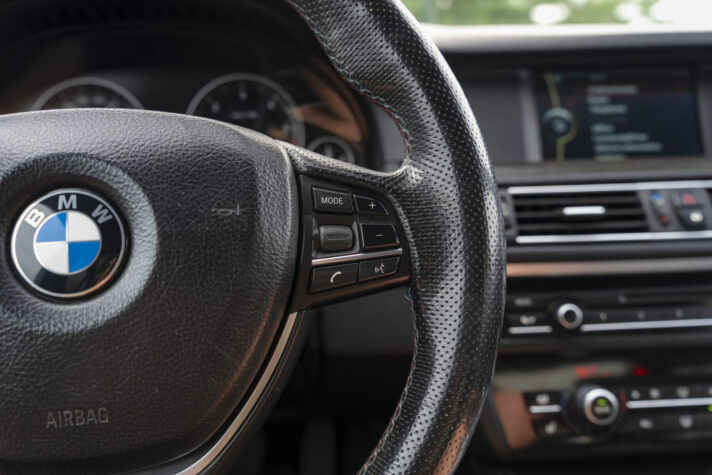 BMW 525