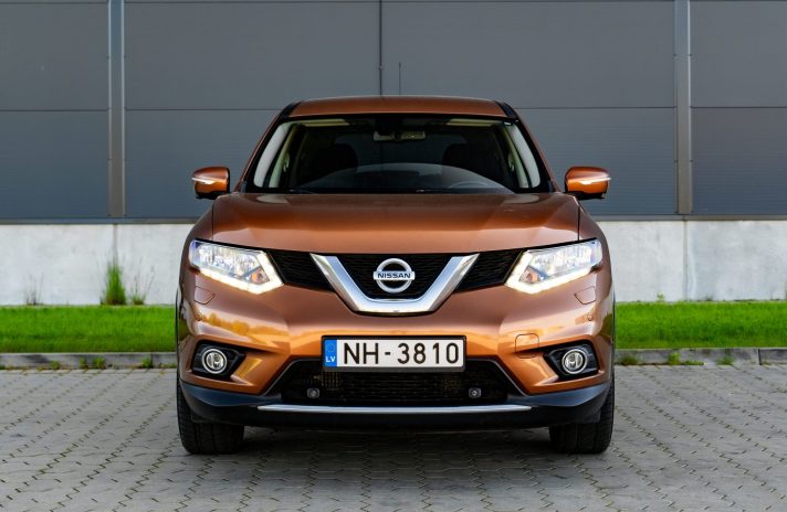 NISSAN X TRAIL