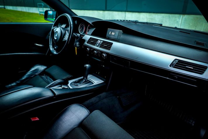 BMW 525