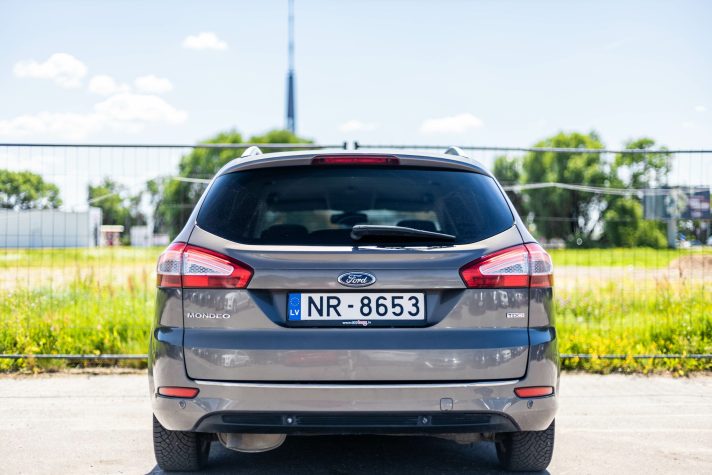 FORD MONDEO