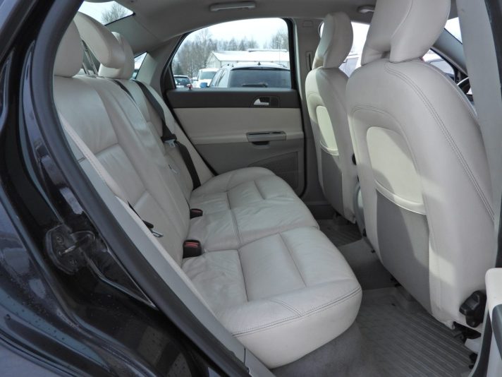 VOLVO S40