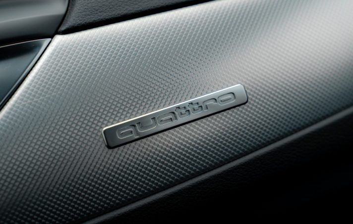 AUDI A6 LIMOUSINE