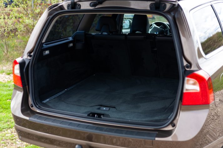 VOLVO V70 TWILIGHT BRONZE