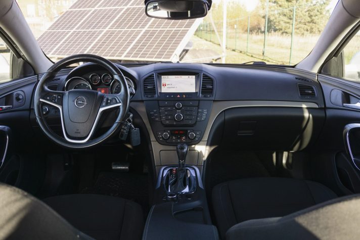 OPEL INSIGNIA