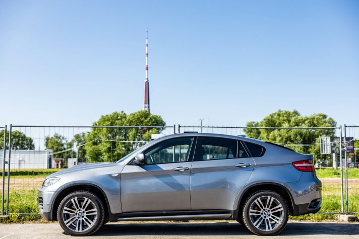 BMW X6 M50d