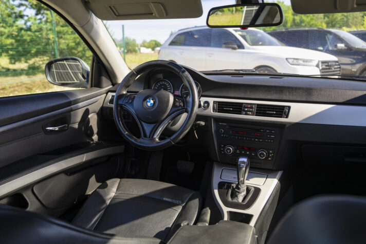 BMW 330 XDRIVE