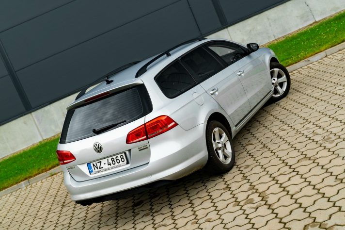 VW PASSAT