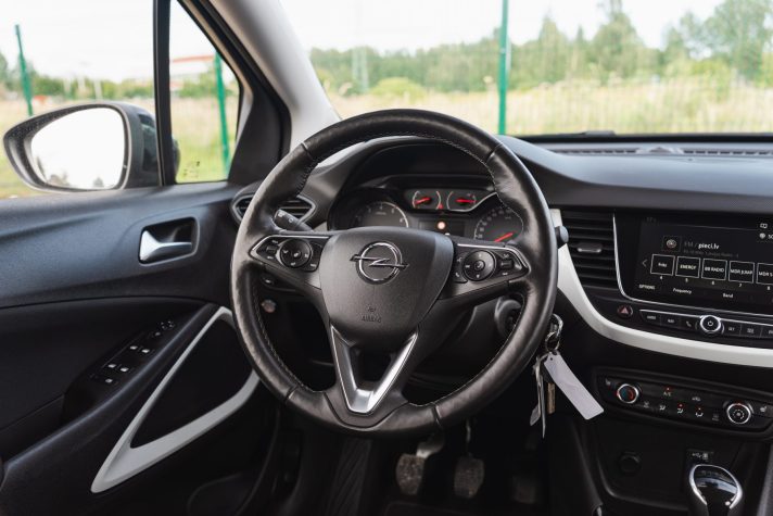 OPEL CROSSLAND X