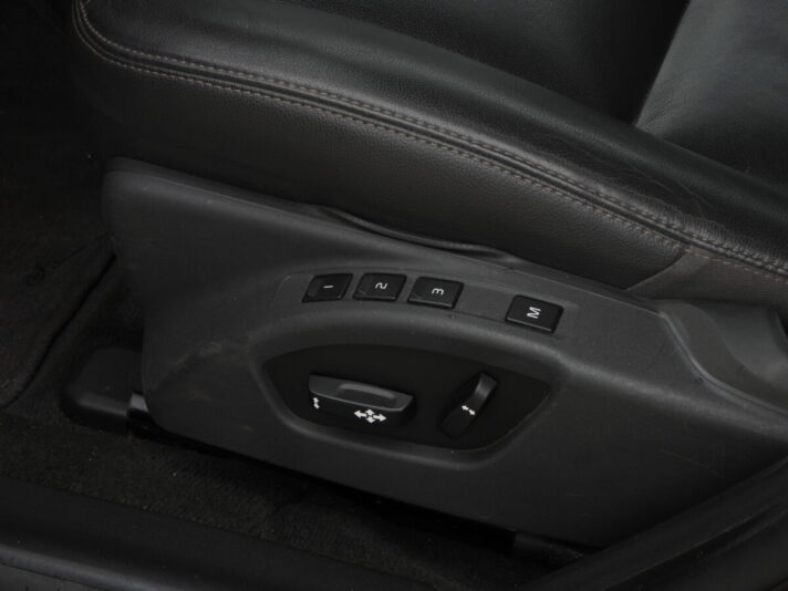 VOLVO V60 PLUG IN HYBRID