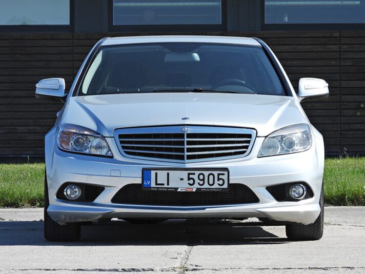 MERCEDES BENZ C220