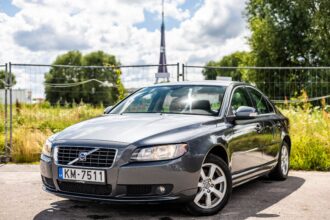 VOLVO S80